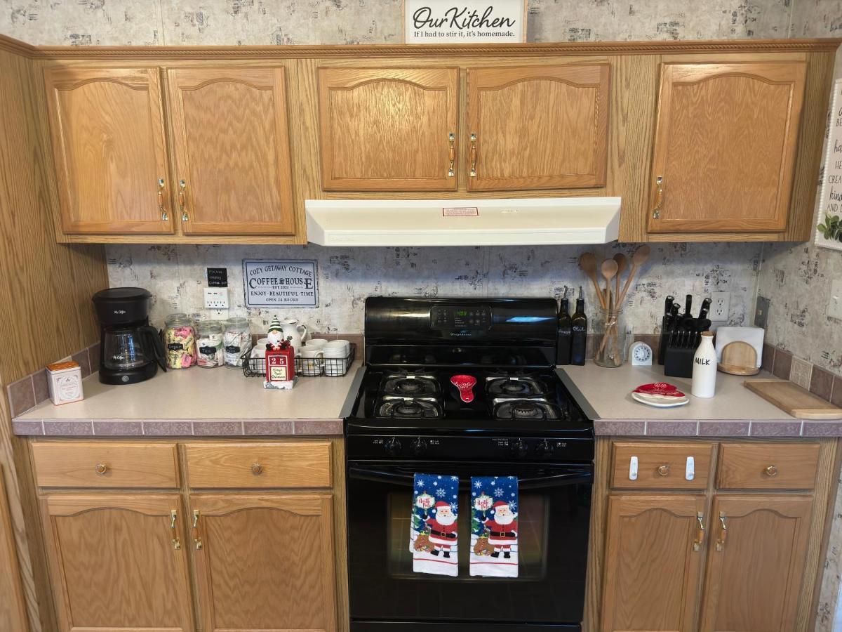 Spacious Cozy Getaway ! King Bed, Game Room, Out Door Patio Cairo Exteriér fotografie