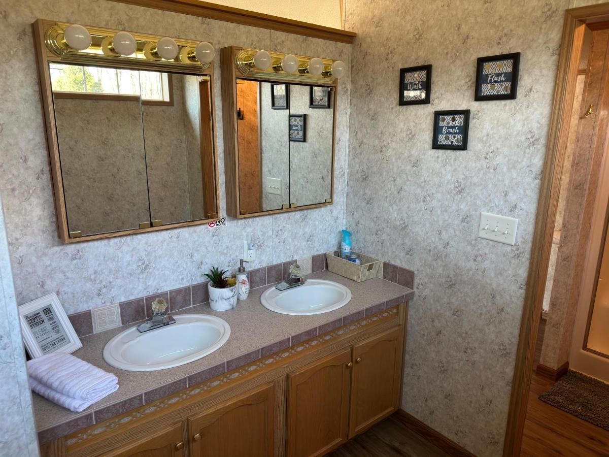 Spacious Cozy Getaway ! King Bed, Game Room, Out Door Patio Cairo Exteriér fotografie